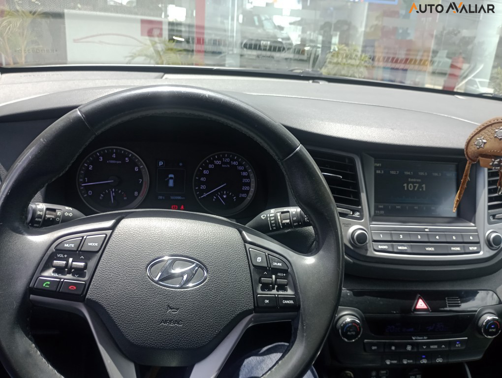 HYUNDAI TUCSON GLS 1.6 Turbo 16V Aut.