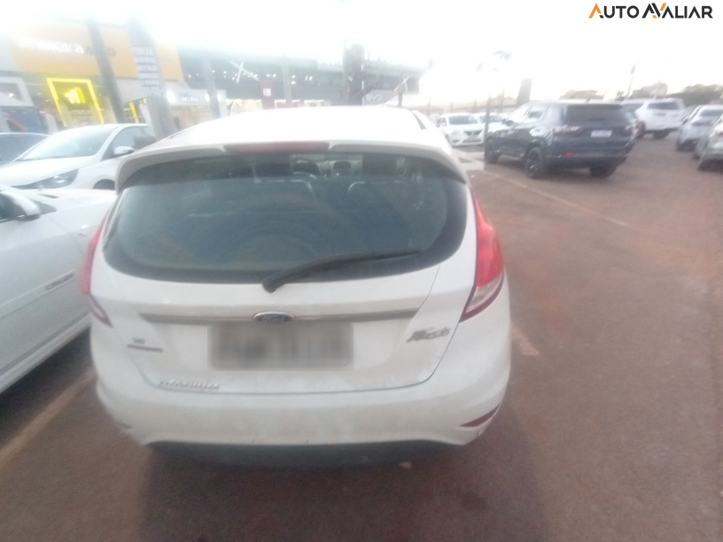 FORD FIESTA 1.6 TITANIUM HATCH 16V FLEX 4P POWERSHIFT