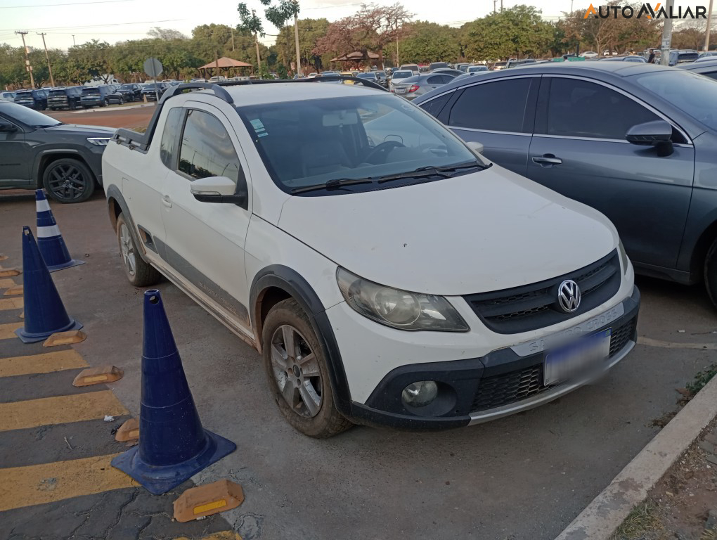 VOLKSWAGEN SAVEIRO 1.6 CROSS CE 8V FLEX 2P MANUAL