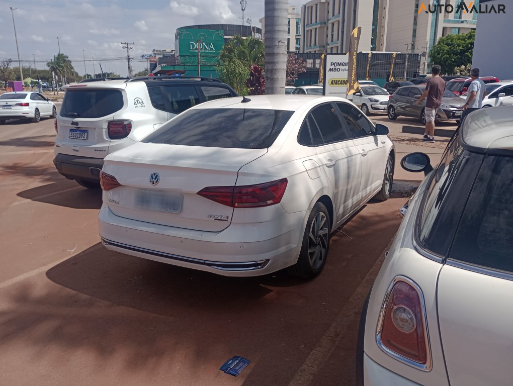 VOLKSWAGEN VIRTUS 1.0 200 TSI HIGHLINE AUTOMATICO