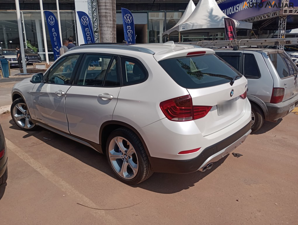 BMW X1 2.0 16V TURBO GASOLINA SDRIVE20I GP 4P AUTOMATICO