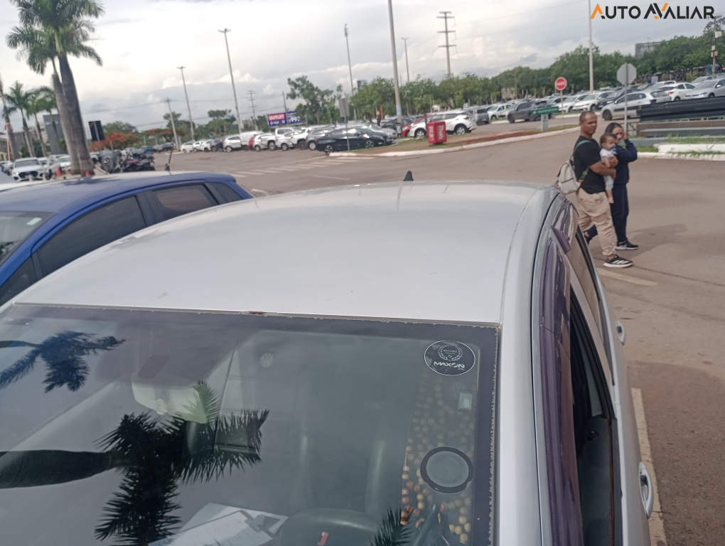 VOLKSWAGEN FOX 1.0 MI 8V FLEX 4P MANUAL