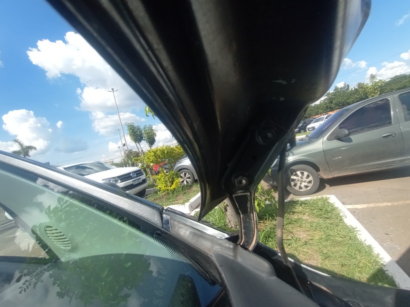 VOLKSWAGEN CROSSFOX 1.6 MI FLEX 8V 4P MANUAL