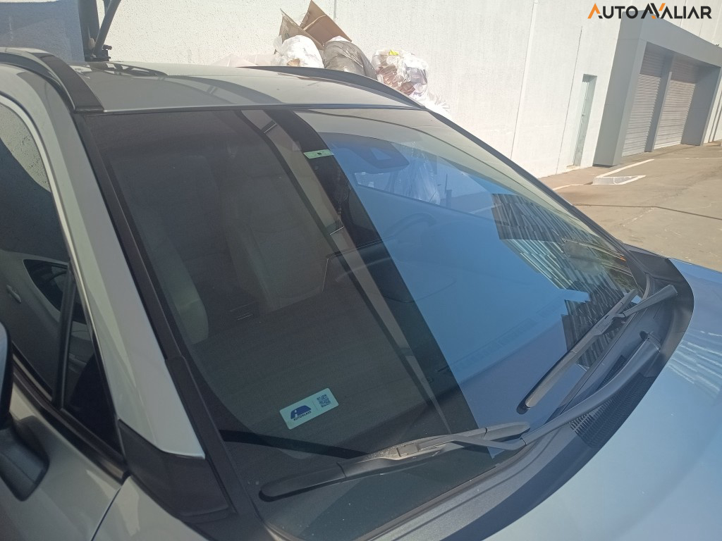 TOYOTA COROLLA CROSS 1.8 VVT-I HYBRID FLEX XRX CVT