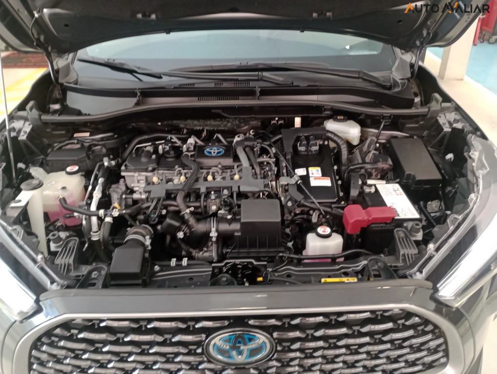 TOYOTA COROLLA CROSS 1.8 VVT-I HYBRID FLEX XRX CVT