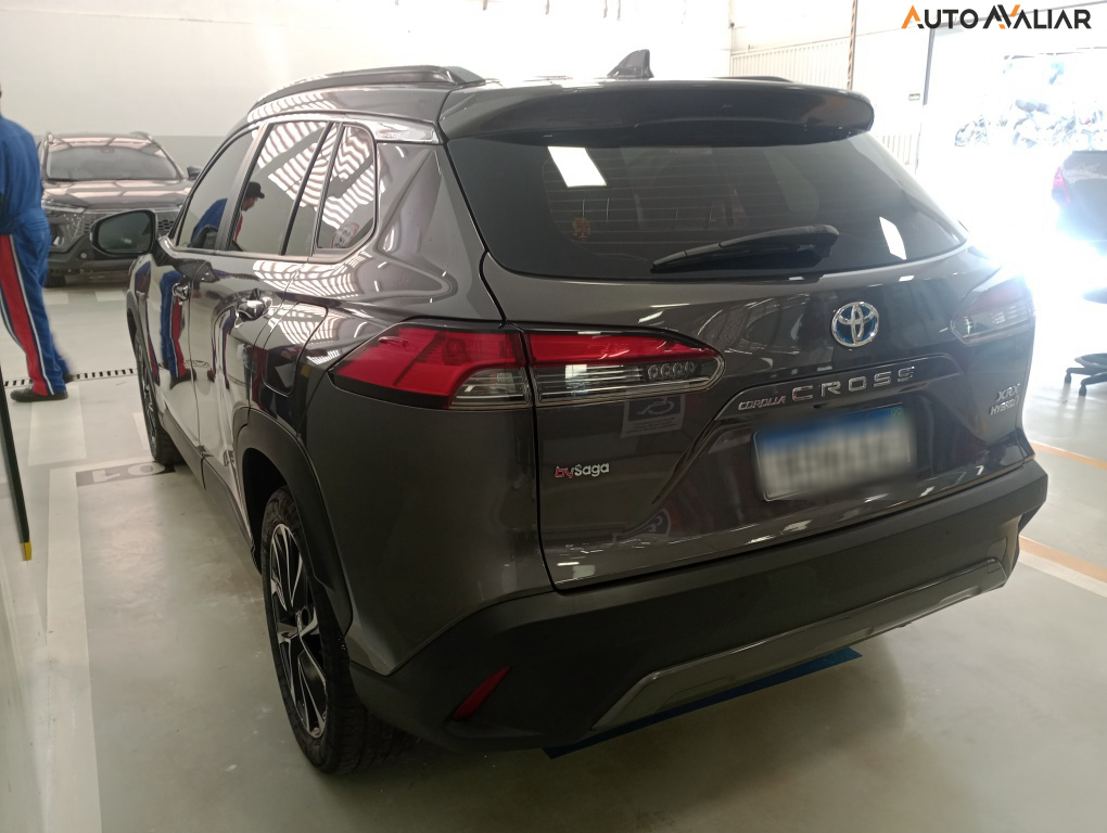 TOYOTA COROLLA CROSS 1.8 VVT-I HYBRID FLEX XRX CVT
