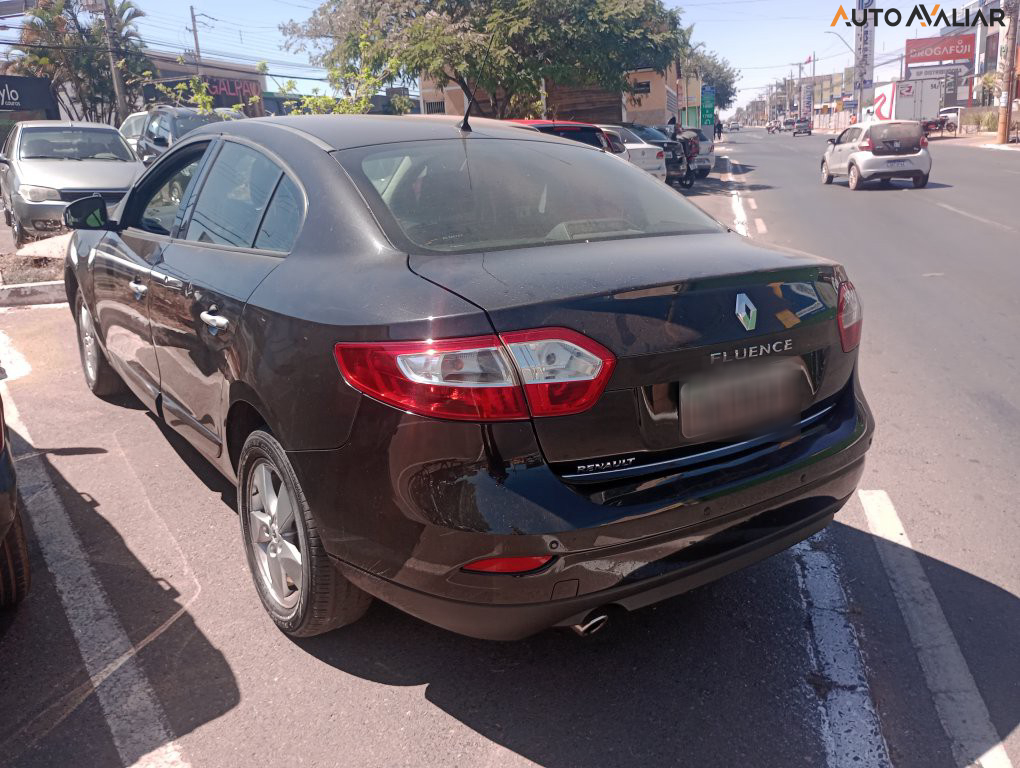 RENAULT FLUENCE 2.0 DYNAMIQUE 16V FLEX 4P AUTOMATICO