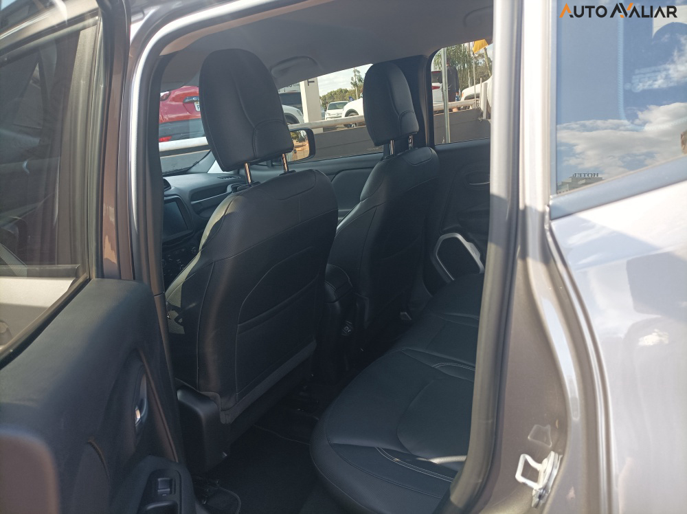 JEEP RENEGADE 2.0 16V TURBO DIESEL LONGITUDE 4P 4X4 AUTOMATICO