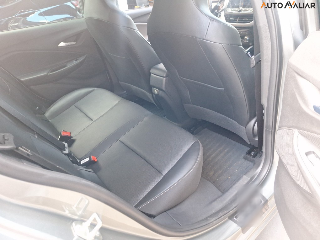 CHEVROLET ONIX 1.0 TURBO FLEX PREMIER AUTOMÁTICO