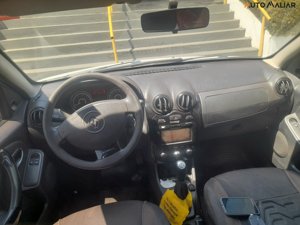 RENAULT SANDERO 1.0 TECH RUN 16V FLEX 4P MANUAL