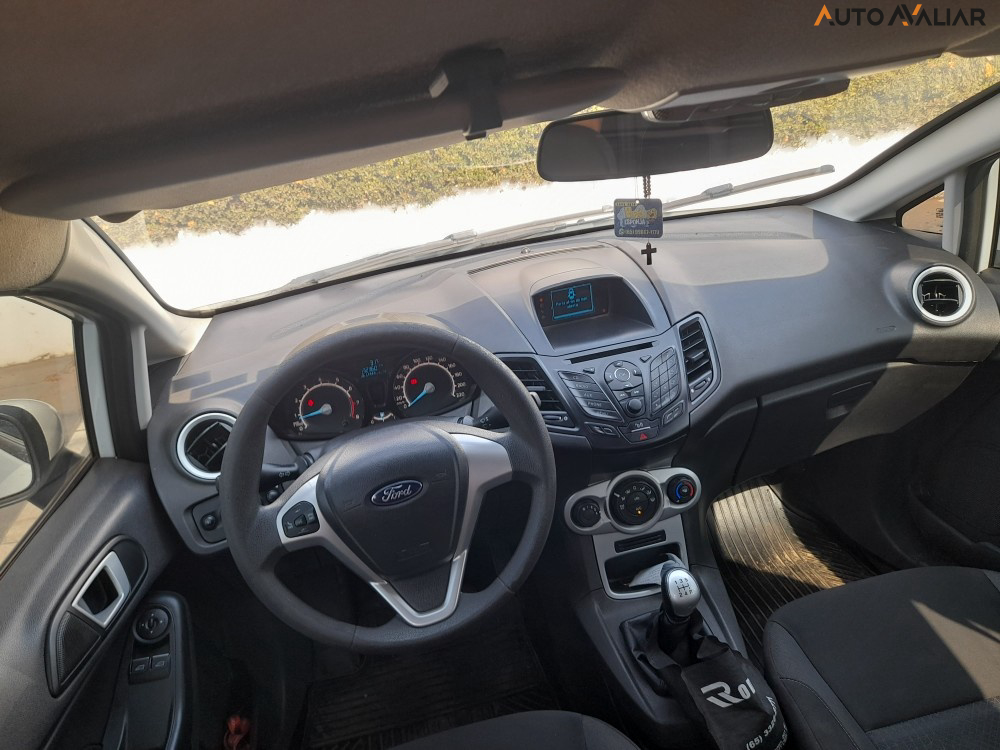 FORD FIESTA 1.6 SE HATCH 16V FLEX 4P MANUAL