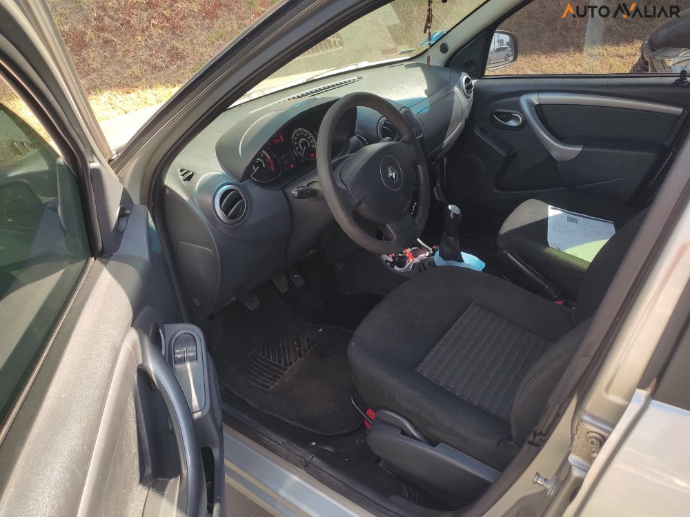 RENAULT SANDERO 1.0 EXPRESSION 16V FLEX 4P MANUAL