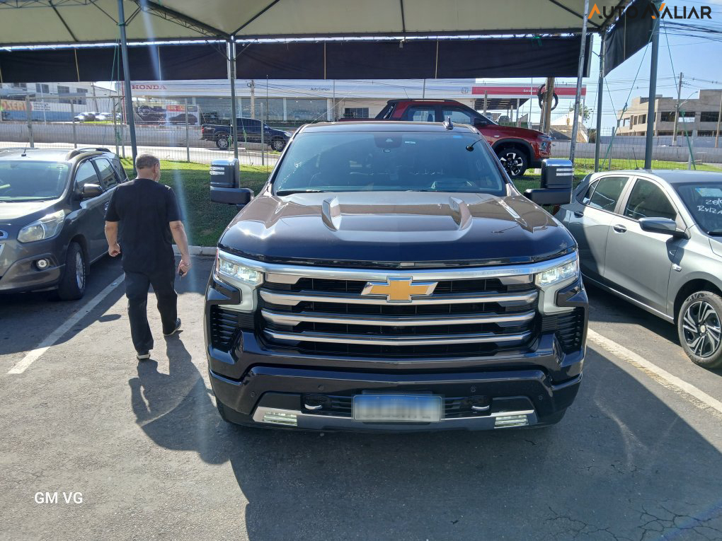 CHEVROLET SILVERADO 5.3 V8 GASOLINA 1500 HIGH COUNTRY 4X4 AUTOMÁTICO