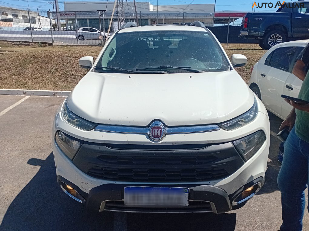 FIAT TORO 2.0 16V TURBO DIESEL FREEDOM 4WD AT9