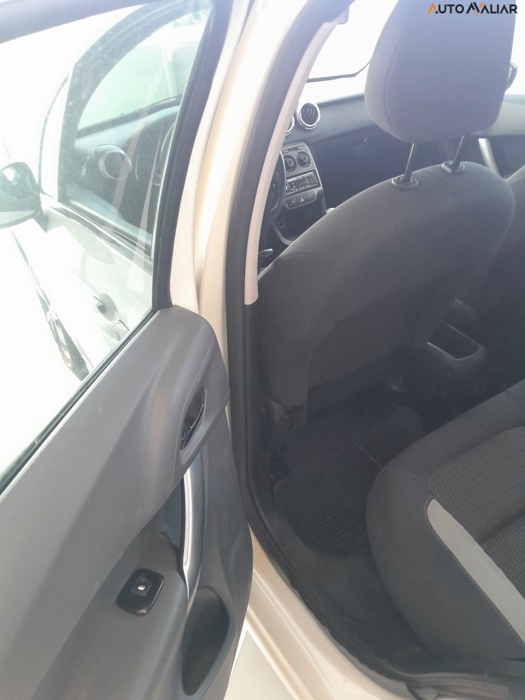 CITROEN C3 1.5 ATTRACTION 8V FLEX 4P MANUAL