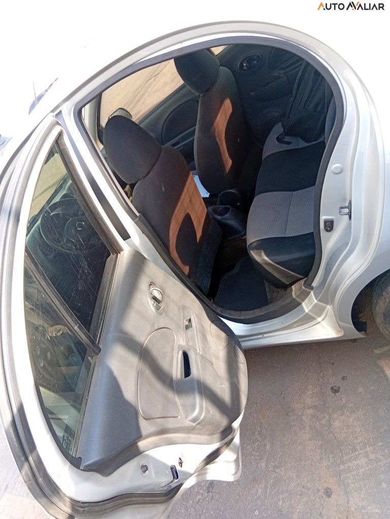NISSAN MARCH 1.0 S 16V FLEX 4P MANUAL