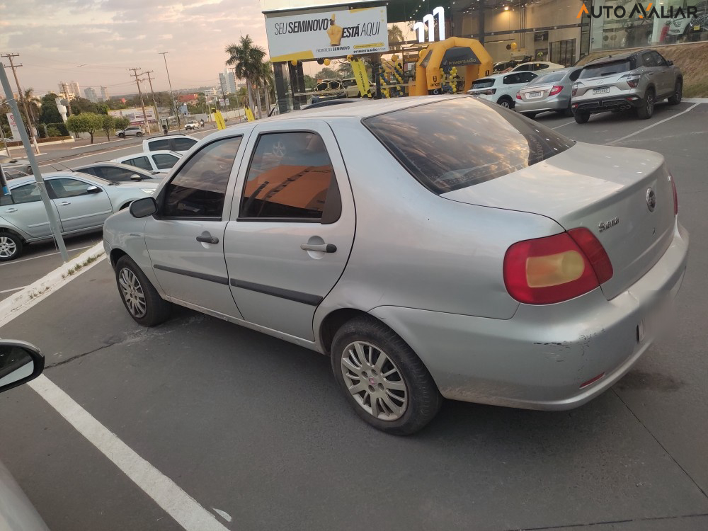 FIAT SIENA 1.0 MPI FIRE CELEBRATION 8V FLEX 4P MANUAL