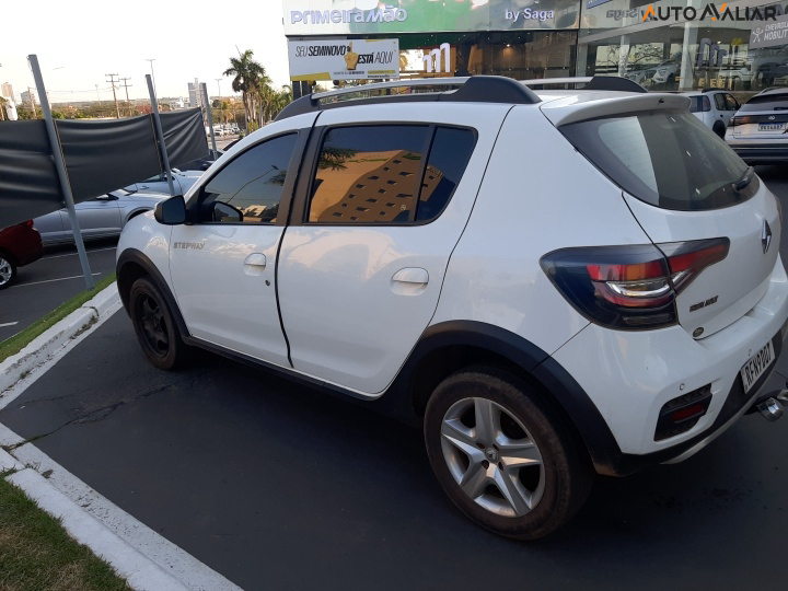 RENAULT SANDERO 1.6 16V SCE FLEX STEPWAY ZEN MANUAL