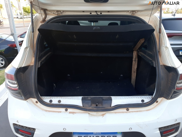 RENAULT SANDERO 1.6 16V SCE FLEX STEPWAY ZEN MANUAL