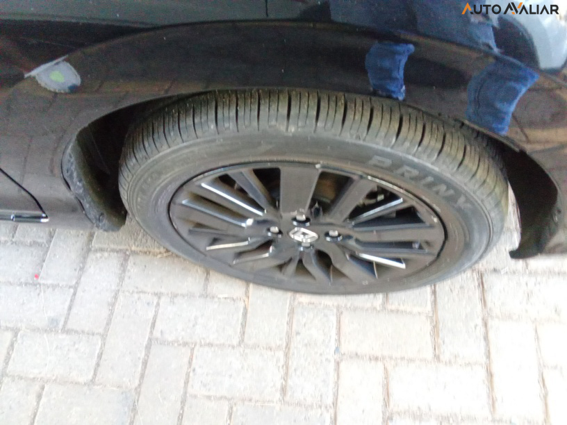 HONDA CITY 1.5 I-VTEC FLEX HATCH TOURING CVT
