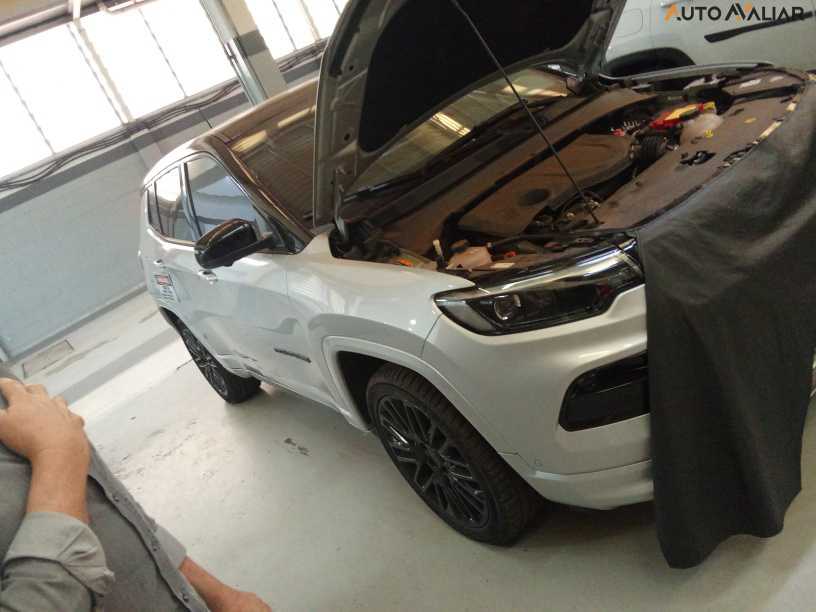 JEEP COMPASS S 1.3 TB 4XE AUT (HIBRIDO)