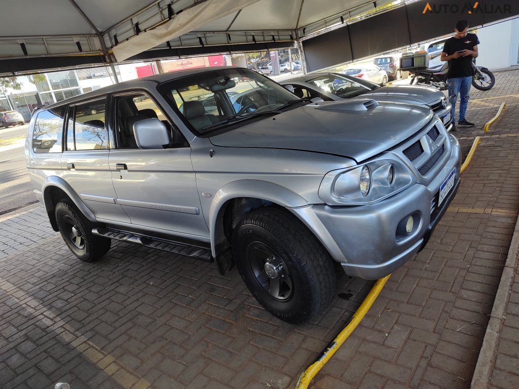 MITSUBISHI PAJERO SPORT 2.8 HPE 4X4 8V TURBO INTERCOOLER DIESEL 4P AUTOMATICO