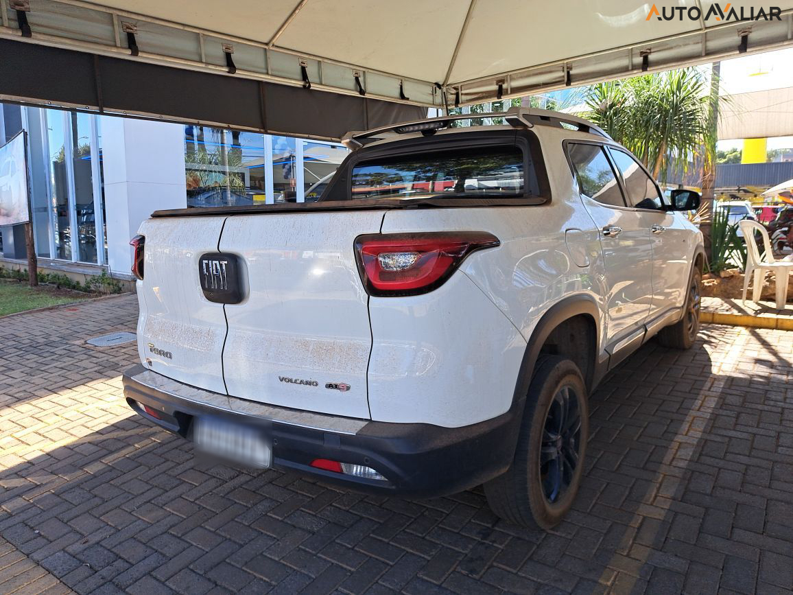 FIAT TORO 2.4 16V MULTIAIR FLEX VOLCANO AT9