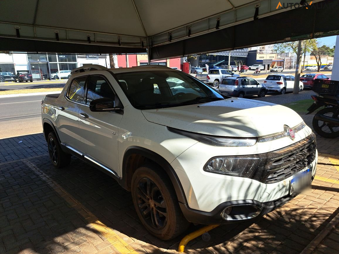 FIAT TORO 2.4 16V MULTIAIR FLEX VOLCANO AT9