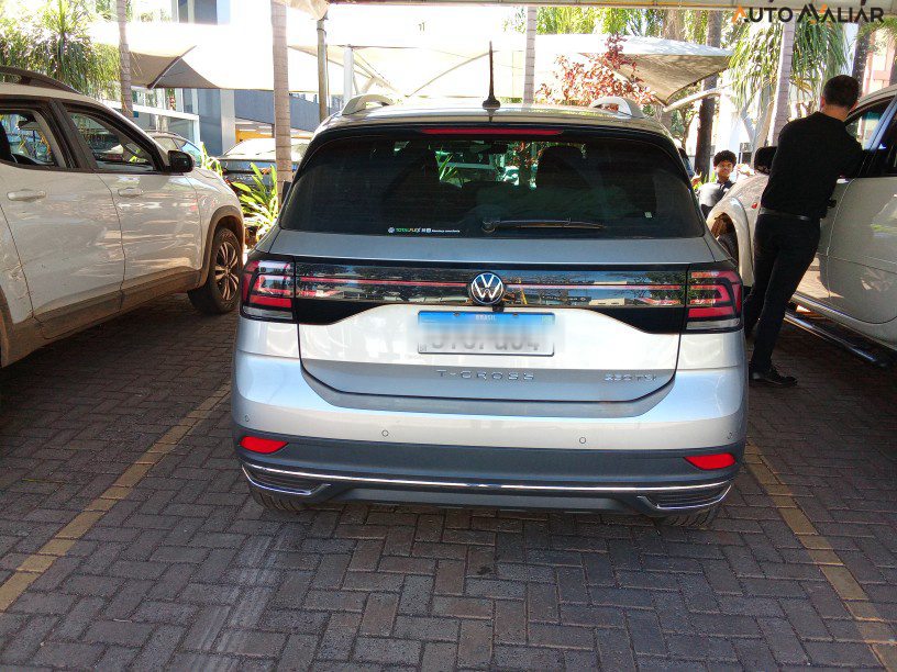 VOLKSWAGEN T-CROSS 1.4 250 TSI TOTAL FLEX HIGHLINE AUTOMÁTICO