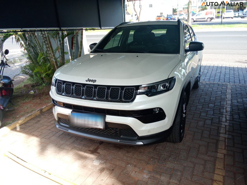 JEEP COMPASS 1.3 T270 TURBO FLEX LONGITUDE AT6