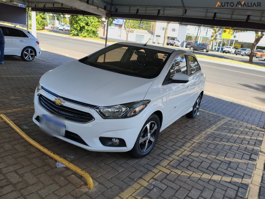 CHEVROLET ONIX 1.4 MPFI LTZ 8V FLEX 4P MANUAL