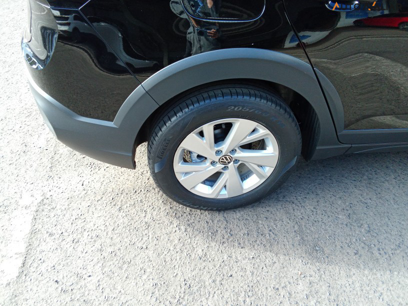 VOLKSWAGEN NIVUS 1.0  200 TSI TOTAL FLEX SENSE AUTOMÁTICO