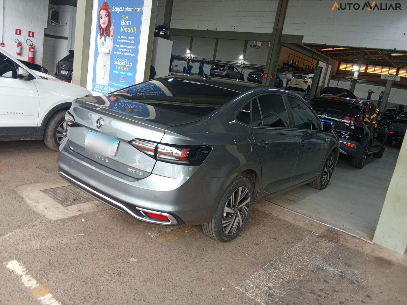 VOLKSWAGEN VIRTUS 1.0 200 TSI HIGHLINE AUTOMÁTICO