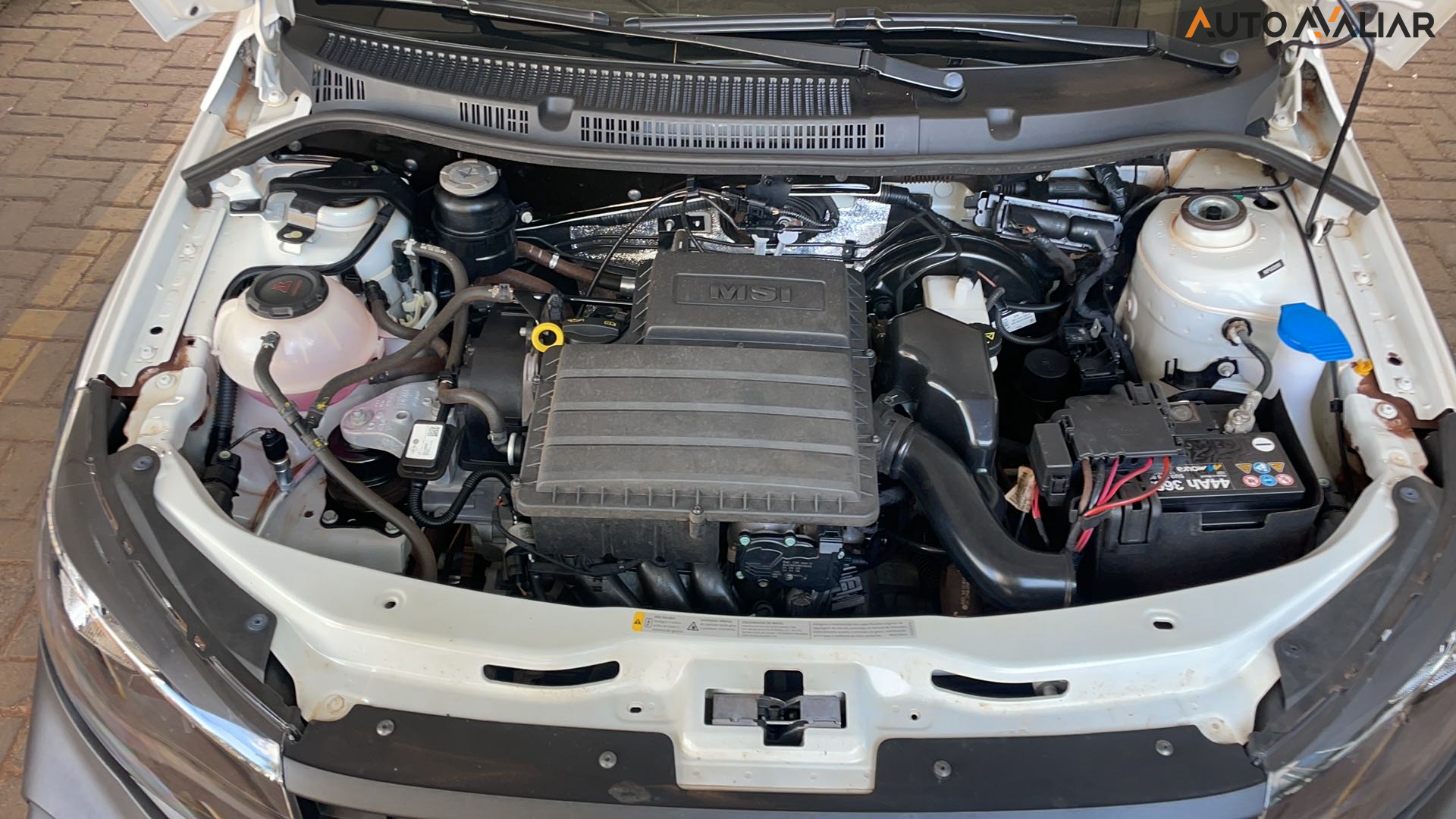 VOLKSWAGEN SAVEIRO 1.6 MSI ROBUST CS 16V FLEX 2P MANUAL