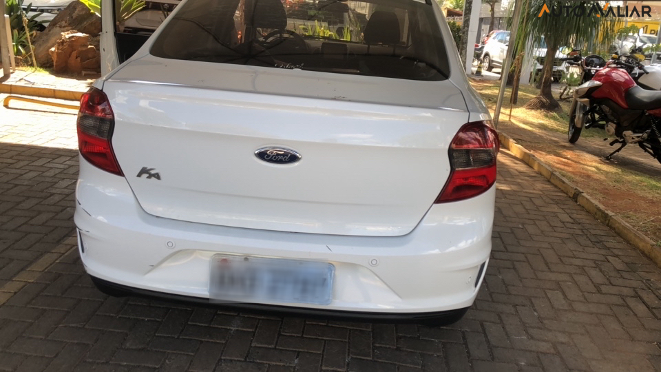 FORD KA+ 1.0 SE/SE PLUS TiVCT Flex 4p