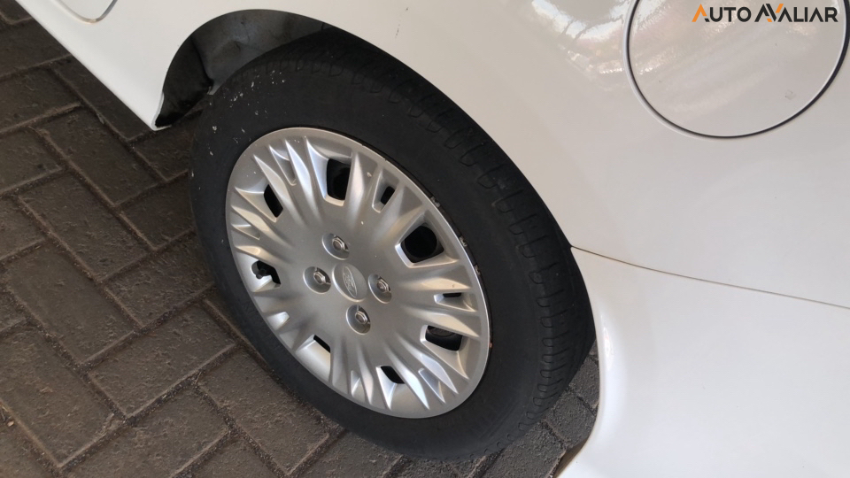 FORD KA+ 1.0 SE/SE PLUS TiVCT Flex 4p