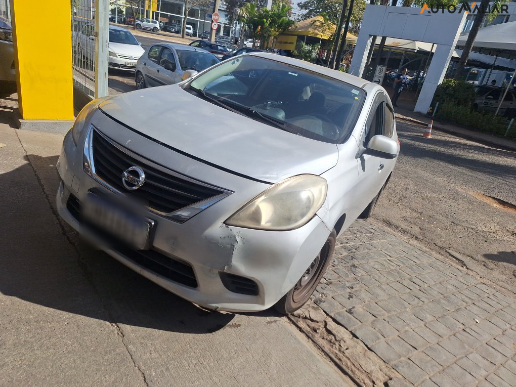 NISSAN VERSA SV 1.6 16V(FLEX)