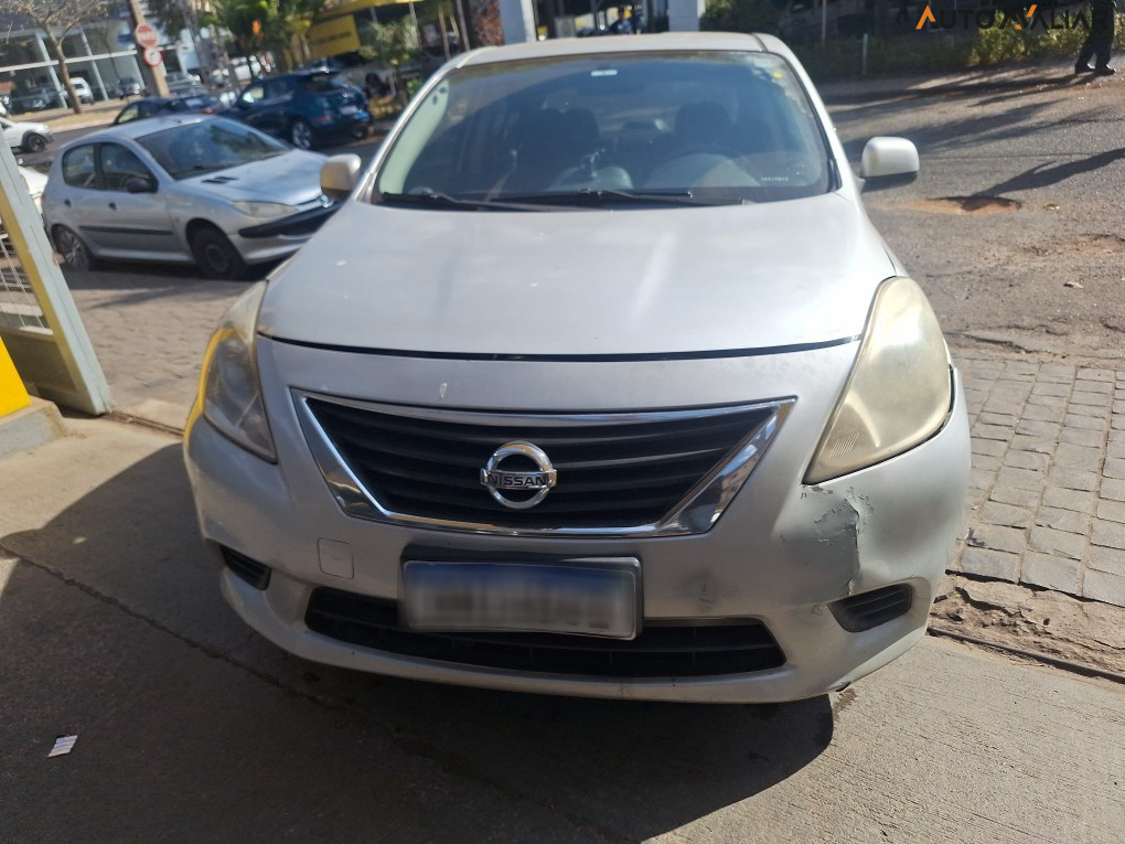 NISSAN VERSA SV 1.6 16V(FLEX)
