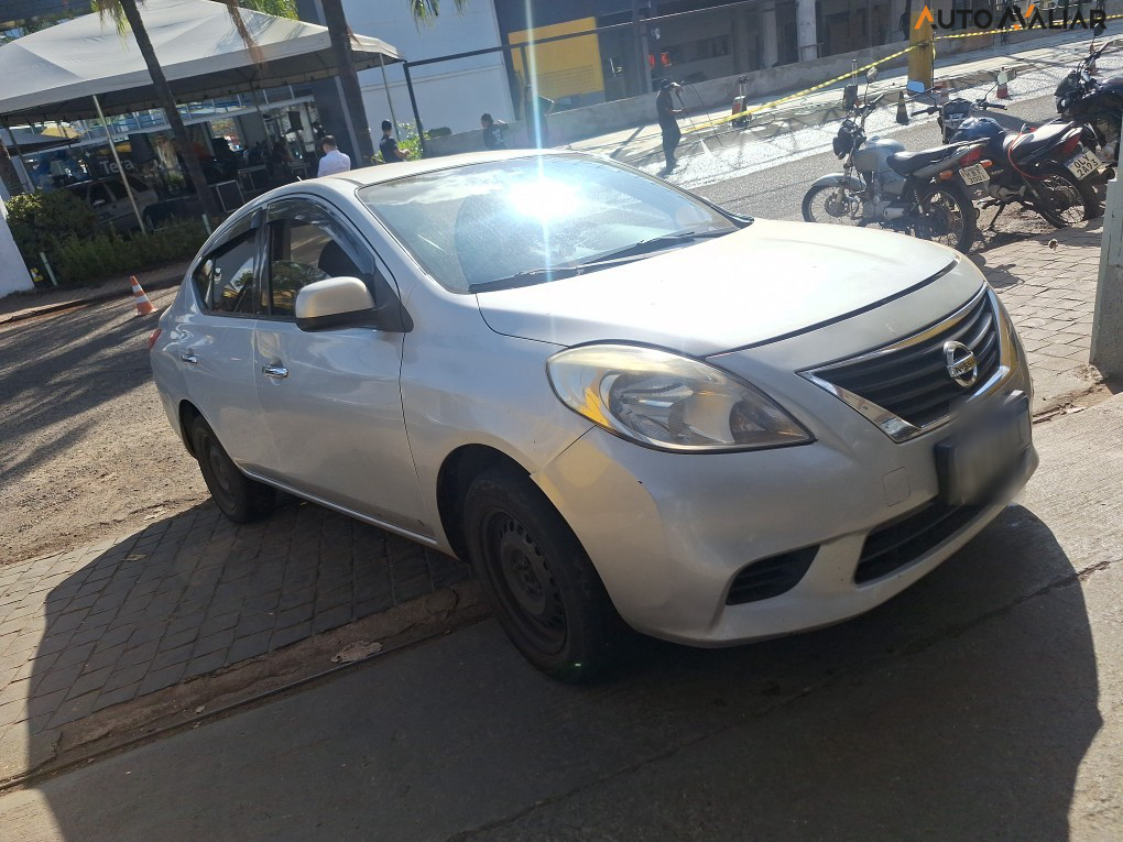 NISSAN VERSA SV 1.6 16V(FLEX)