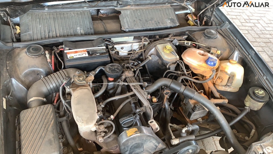 VOLKSWAGEN SANTANA 2.0 MI EXCLUSIV 8V GASOLINA 4P AUTOMATICO