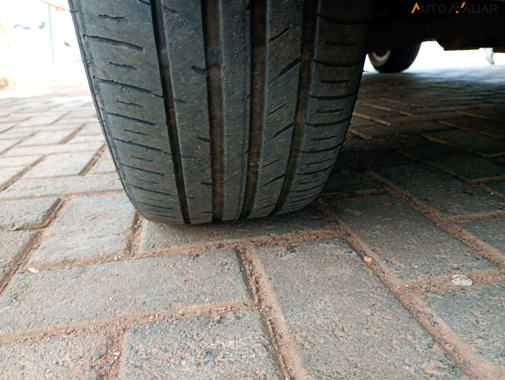 VOLKSWAGEN UP 1.0 170 TSI TOTAL FLEX CONNECT 4P MANUAL