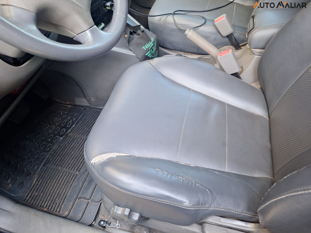 HYUNDAI TUCSON 2.0 MPFI GL 16V 2WD GASOLINA 4P AUTOMATICO