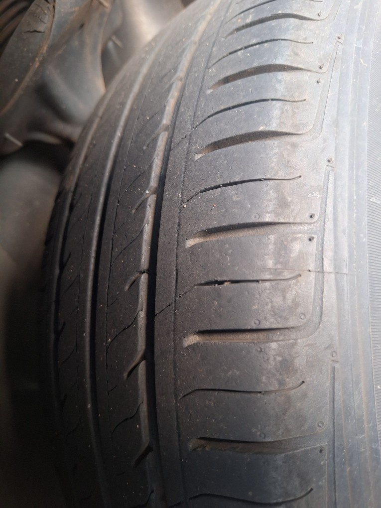 HYUNDAI TUCSON 2.0 MPFI GL 16V 2WD GASOLINA 4P AUTOMATICO