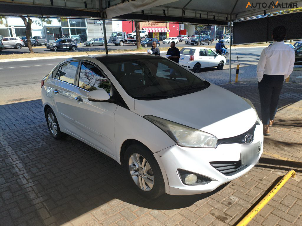 HYUNDAI HB20S 1.6 PREMIUM 16V FLEX 4P AUTOMATICO