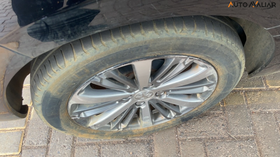 PEUGEOT 208 1.6 GRIFFE 16V FLEX 4P AUTOMATICO