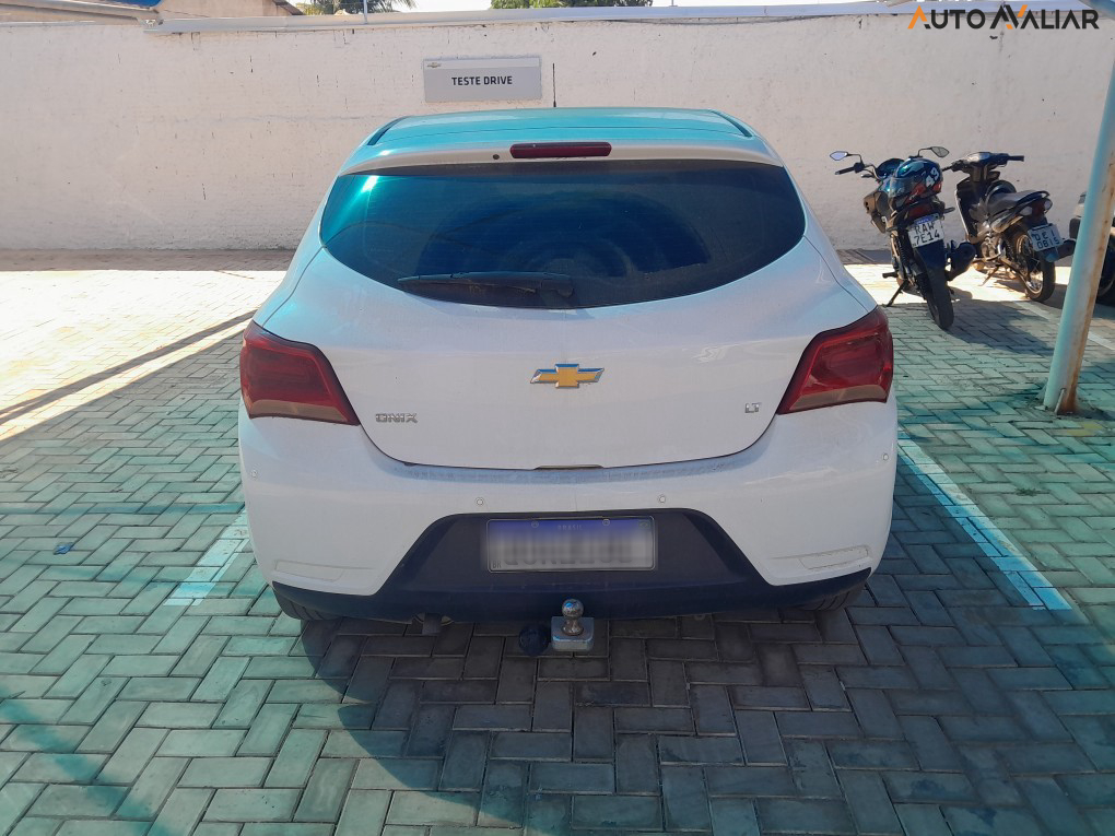 CHEVROLET ONIX 1.0 MPFI LT 8V FLEX 4P MANUAL