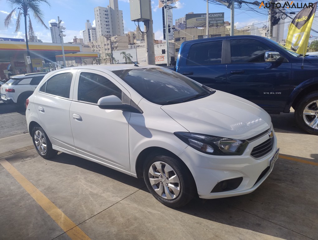CHEVROLET ONIX 1.0 MPFI LT 8V FLEX 4P MANUAL