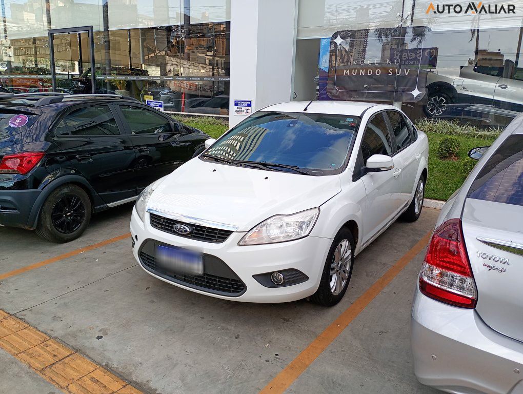 FORD FOCUS 2.0 GLX SEDAN 16V FLEX 4P AUTOMATICO