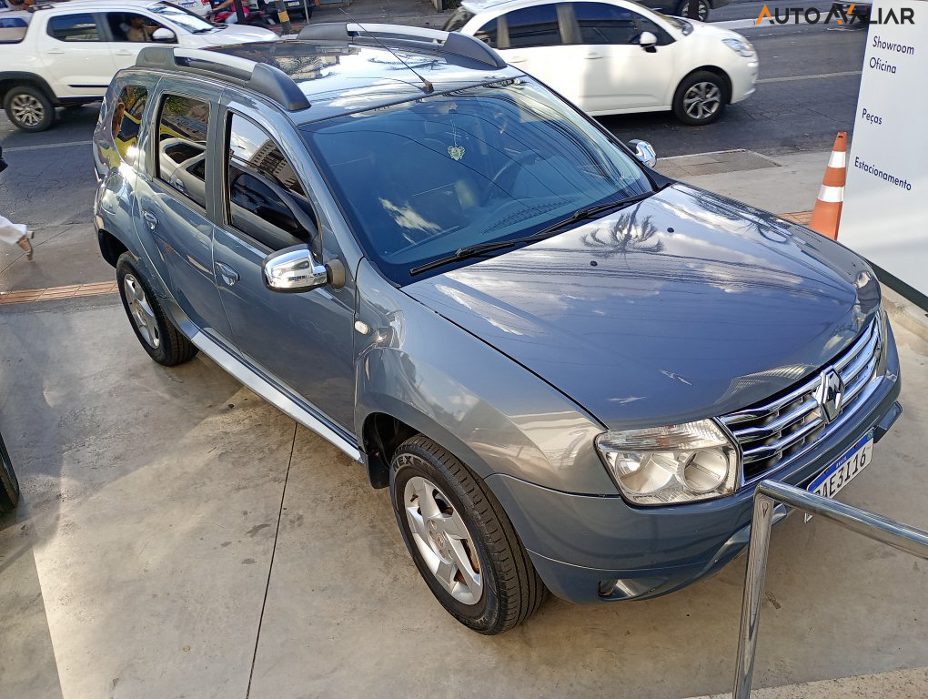 RENAULT DUSTER 2.0 DYNAMIQUE 4X2 16V FLEX 4P AUTOMATICO
