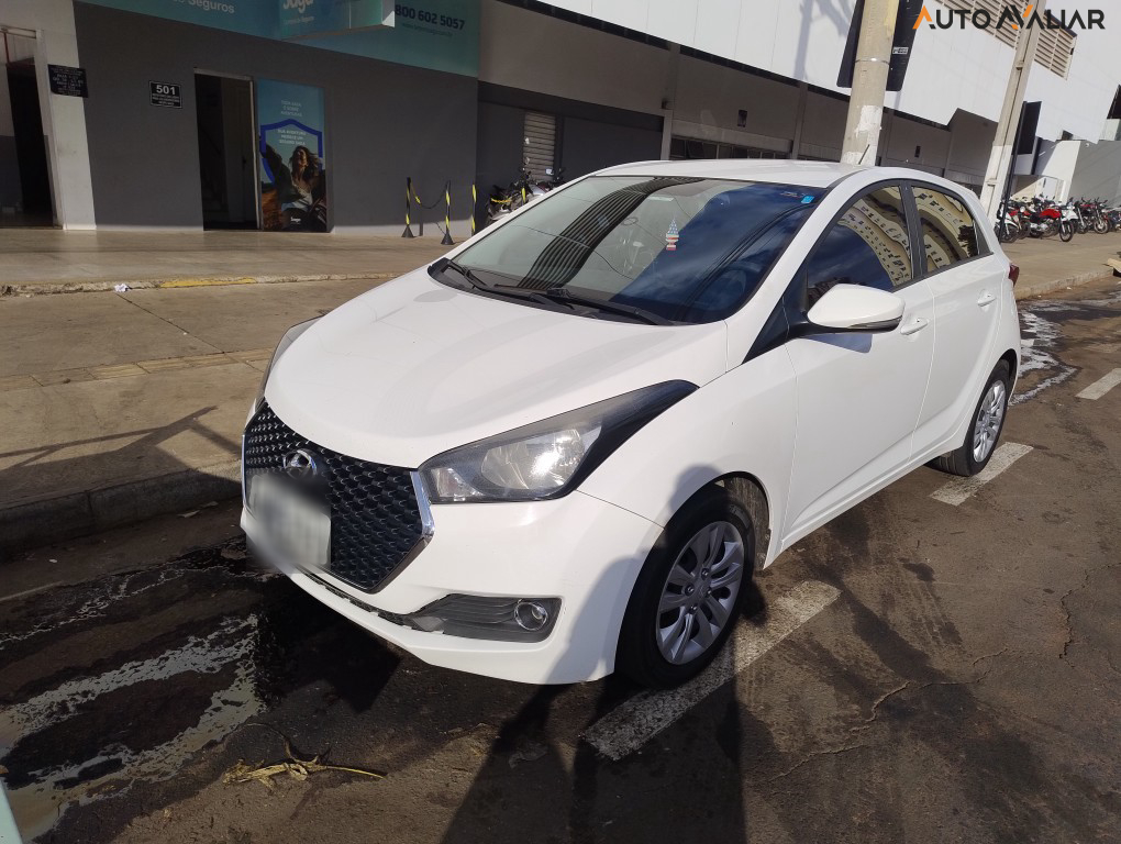 HYUNDAI HB20 1.0 COMFORT PLUS 12V FLEX 4P MANUAL